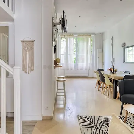 Apartament Luxe Parisien Au Coeur Du Marais